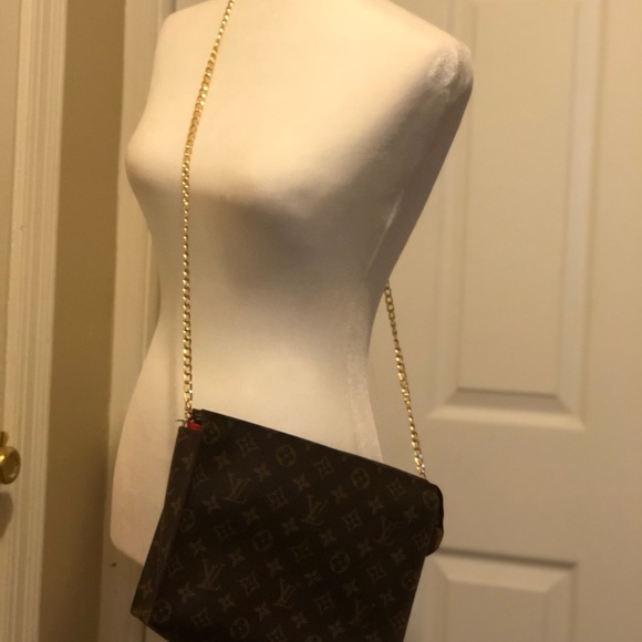 Louis Vuitton Toiletry 26 vintage (Authentic) - Picture 2 of 8